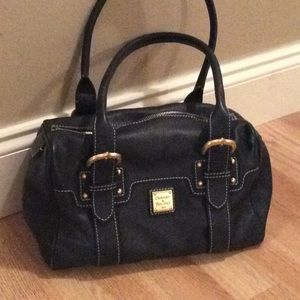 NAVY DOONEY & BOURKE BAG